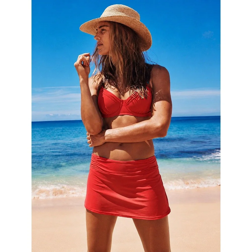 NWT Athleta Shirred Band Swim Skirt Red Size Medium